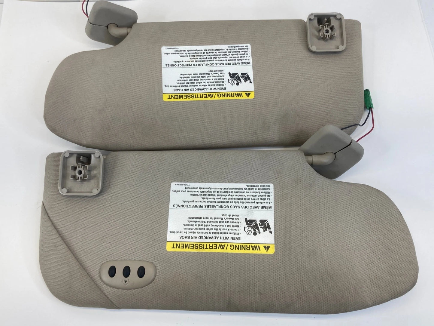 10 11 12 LINCOLN MKT LEFT & RIGHT SIDE SUNVISOR VISOR ILLUMINATED W HOMELINK OEM