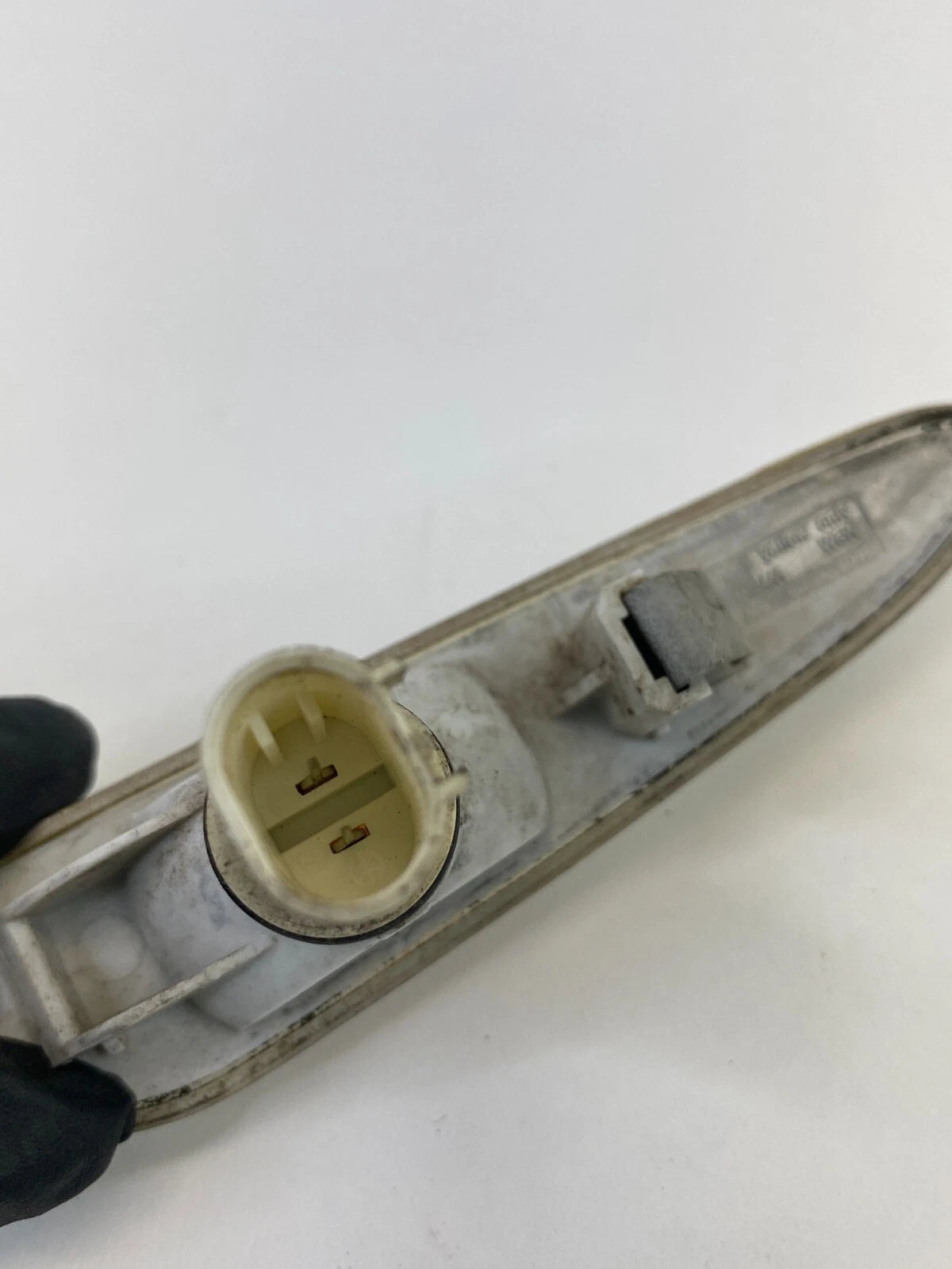 2004-2006 BMW X3 LEFT DRIVER SIDE FENDER MARKER REPEATER LIGHT 3403613-01 OEM