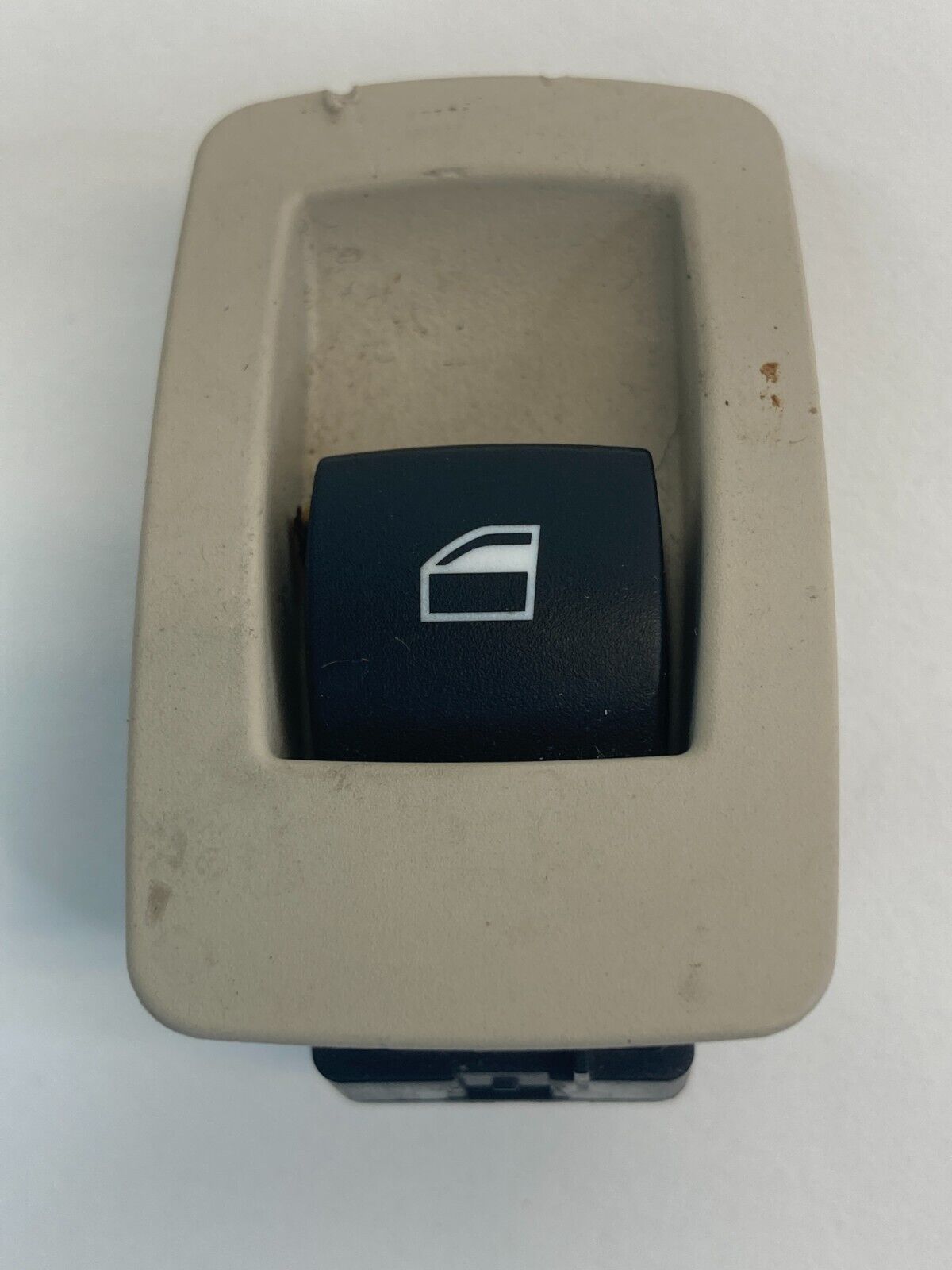 09 10 BMW 535i xDrive Rear Right Side Door Power Window Switch Button 9113771