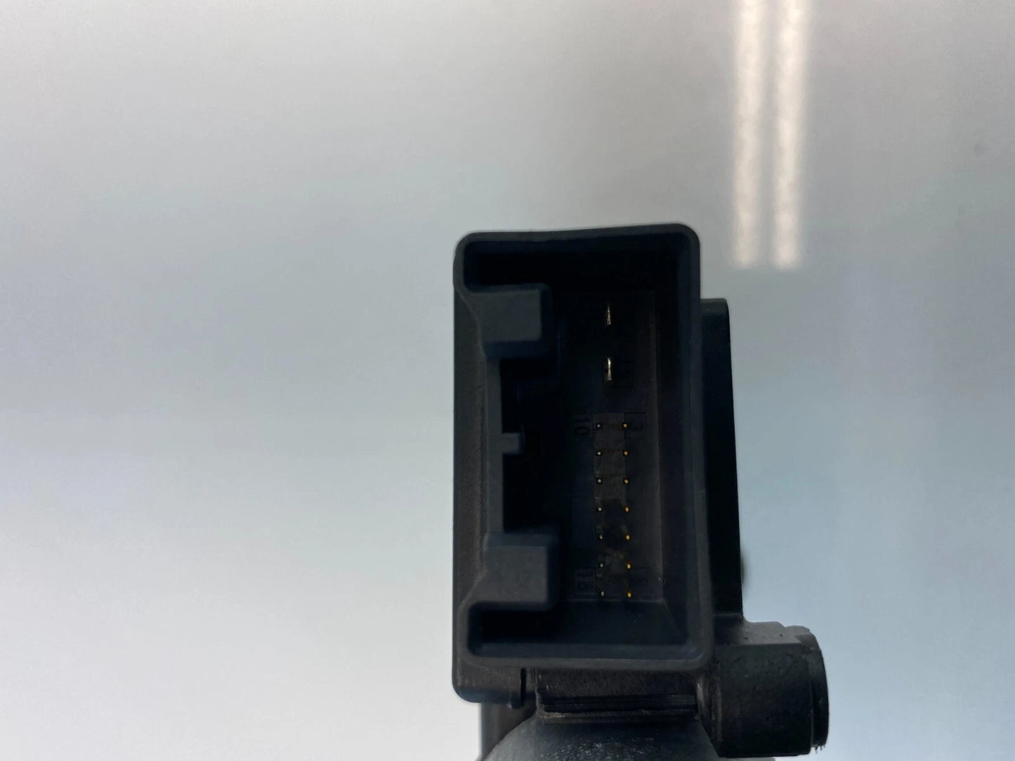 2007-2015 AUDI Q7 FRONT SUNROOF MOTOR MOON ROOF ASSEMBLY 4L0-959-591 OEM