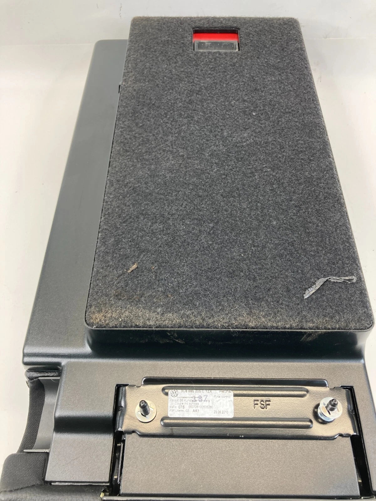 2009-2012 VOLKSWAGEN CC REAR SEAT CENTER ARMREST ARM REST W/ STORAGE OEM