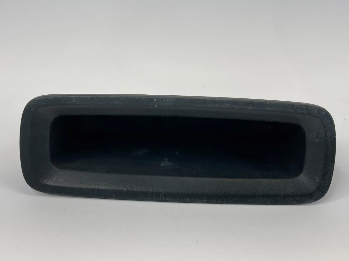 2009-2011 DODGE JOURNEY FRONT RIGHT SIDE DOOR PULL POCKET STORAGE 100000857