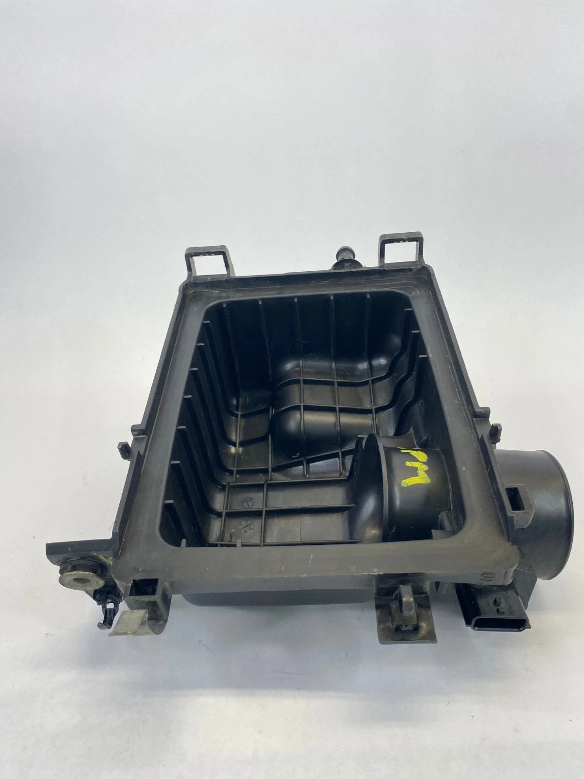 2013-2019 NISSAN SENTRA ENGINE AIR CLEANER BOX CASE UPPER OEM FACTORY 165003RC2A