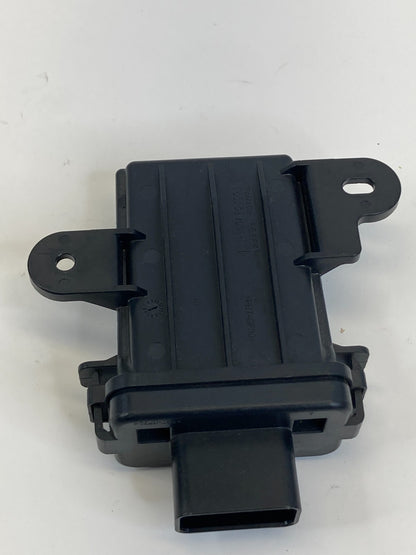 2009 2010 Ford Flex Seat Occupant Sensor Control Module 8A83-19G275-AD OEM