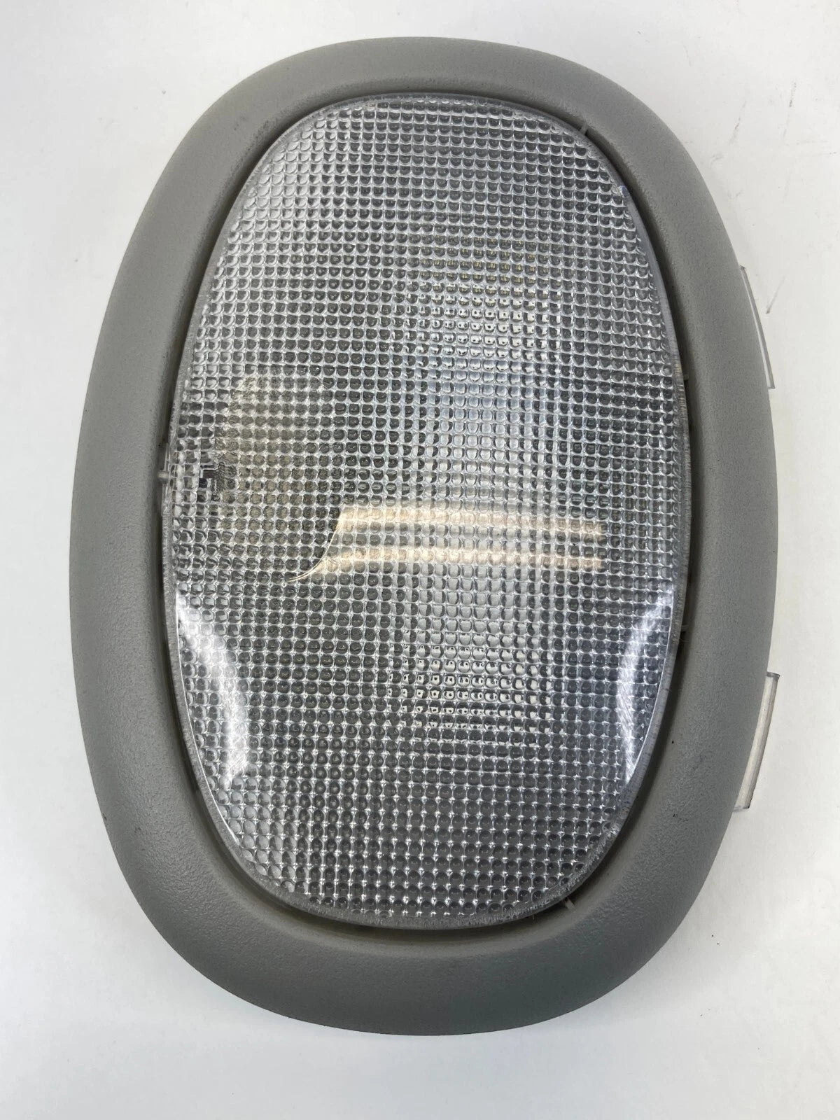 2007-2010 MITSUBISHI GALANT SEDAN OVERHEAD CONSOLE DOME MAP LIGHT LAMP 822565