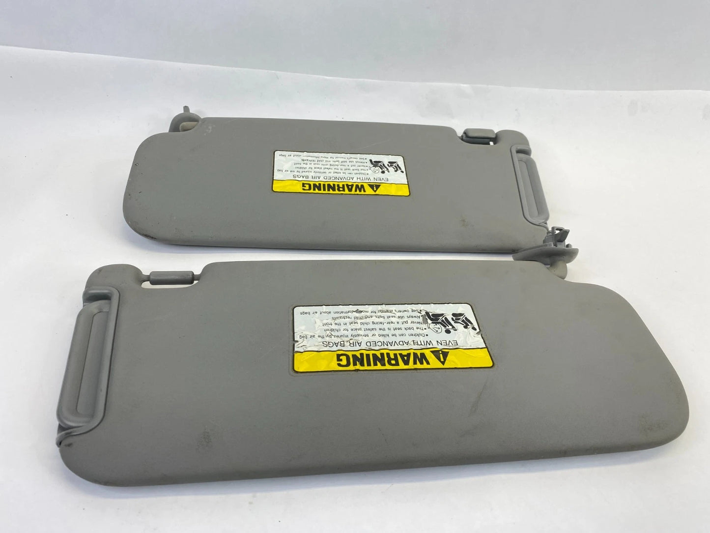 2007-2010 HYUNDAI ELANTRA SEDAN SUNVISOR SUN VISOR SHADE SET PAIR LH RH GRAY OEM