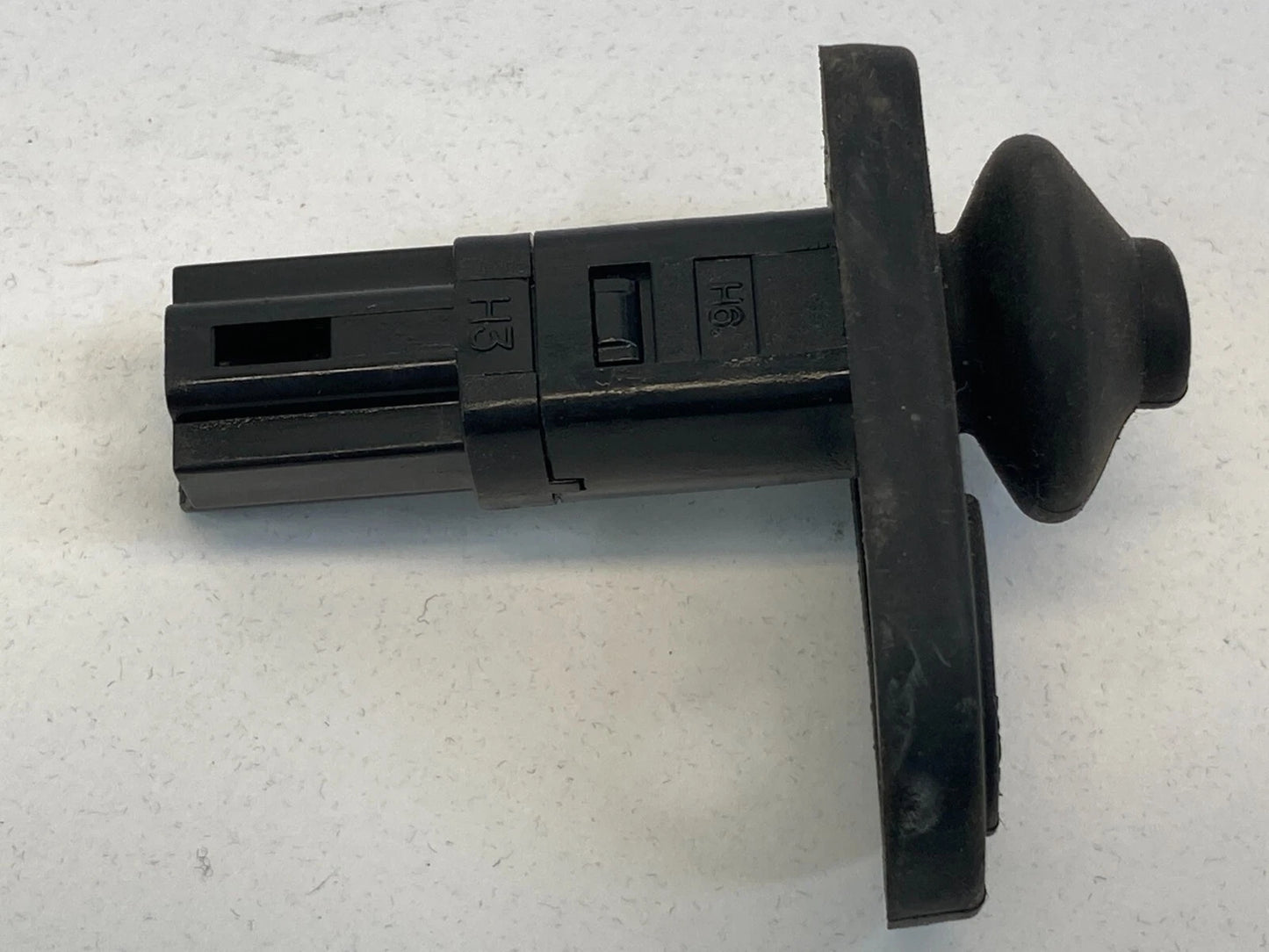 05-10 KIA SPORTAGE FRONT RIGHT DOOR AJAR JAMB LIGHT COURTESY CONTROL SWITCH OEM