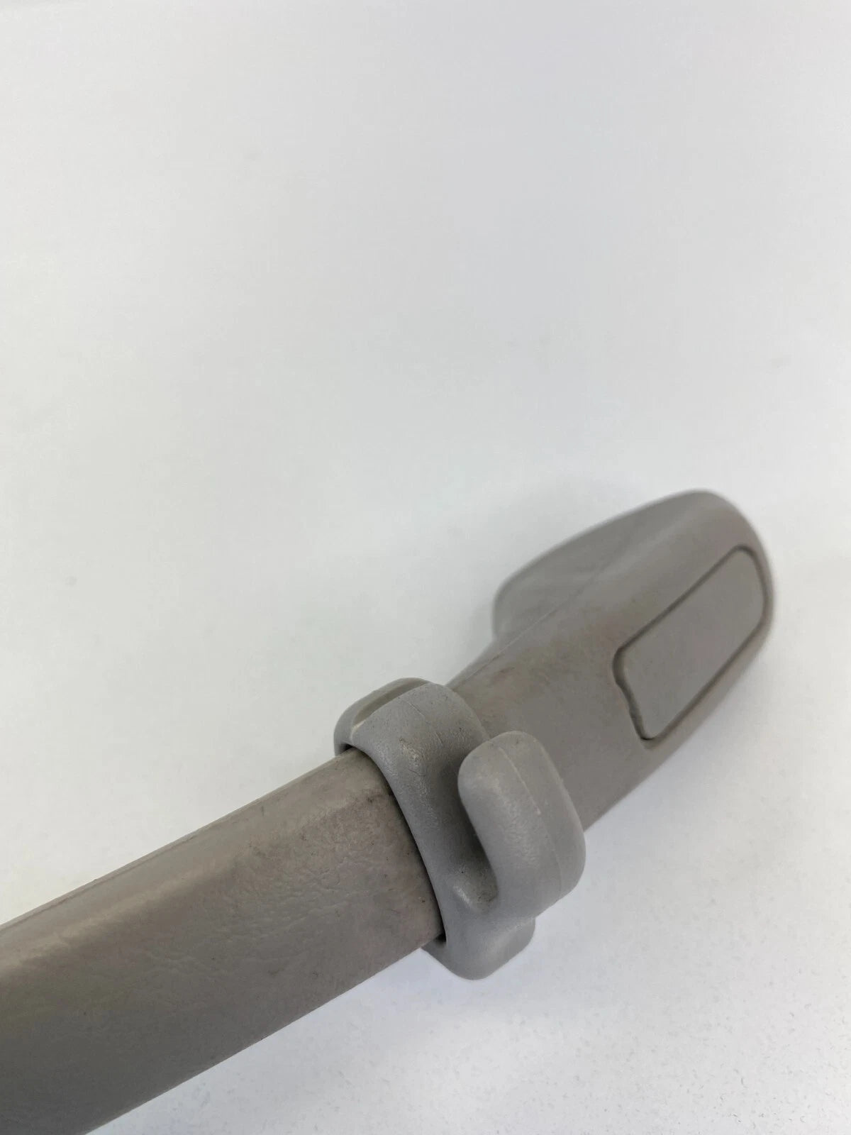 98-02 HONDA ACCORD SEDAN ROOF REAR LEFT SIDE INNER GRAB HANDLE ASSIST OEM