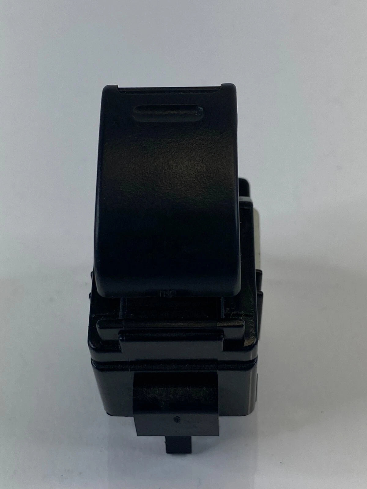 04-09 TOYOTA 09 10 TOYOTA SIENNA PRIUS REAR LEFT DRIVER WINDOW BUTTON SWITCH OEM