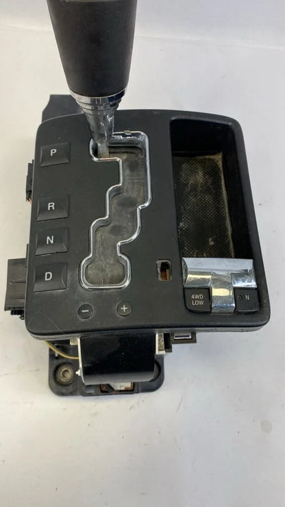 08 09 COMMANDER 08-10 GRAND CHEROKEE 4.7 4WD AUTOMATIC TRANS SHIFTER 52124691AD
