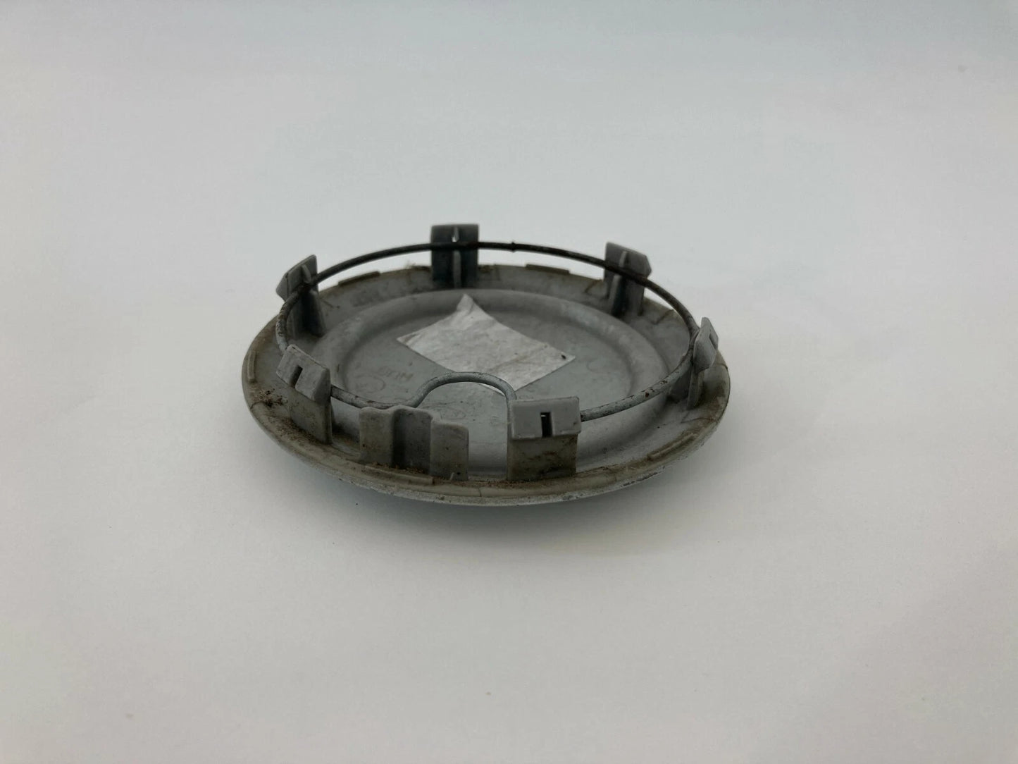 2006 07 08 09 10 11 2012 KIA SEDONA WHEEL CENTER CAP HUBCAP HUB CAP OEM