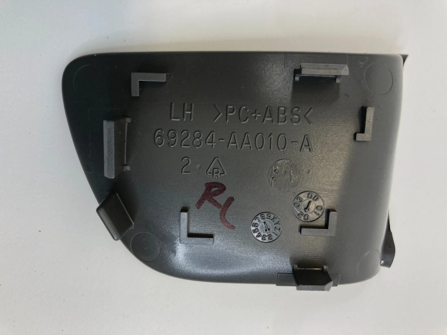 2002-2006 TOYOTA CAMRY REAR LEFT INNER DOOR PLUG SCREW COVER TRIM OEM