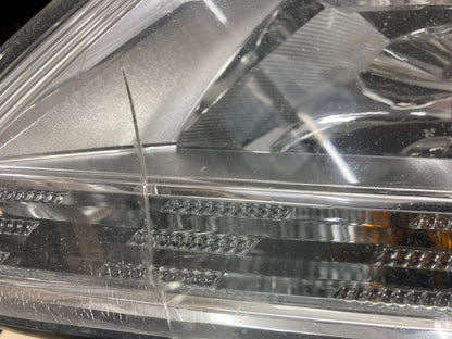 09-11 VOLKSWAGEN TIGUAN FRONT LEFT HEADLIGHT HEADLAMP HALOGEN 5N1-941-031-AC OEM