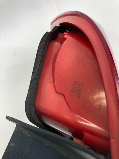 2007 2008 BMW 328xi Rear Right Side Exterior Outer Taillight Lamp 7161956 OEM