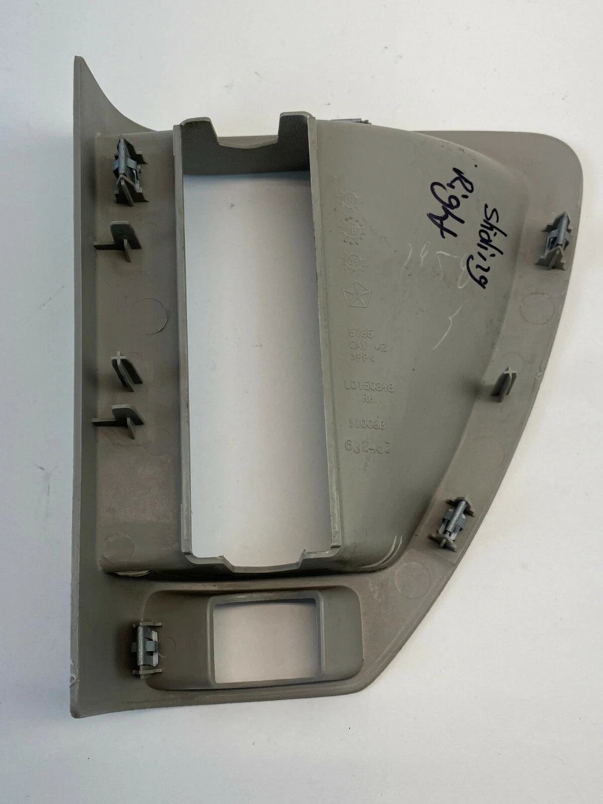 2009 2010 VW ROUTAN REAR RIGHT INNER DOOR SLIDING HANDLE COVER TRIM L0150348 OEM