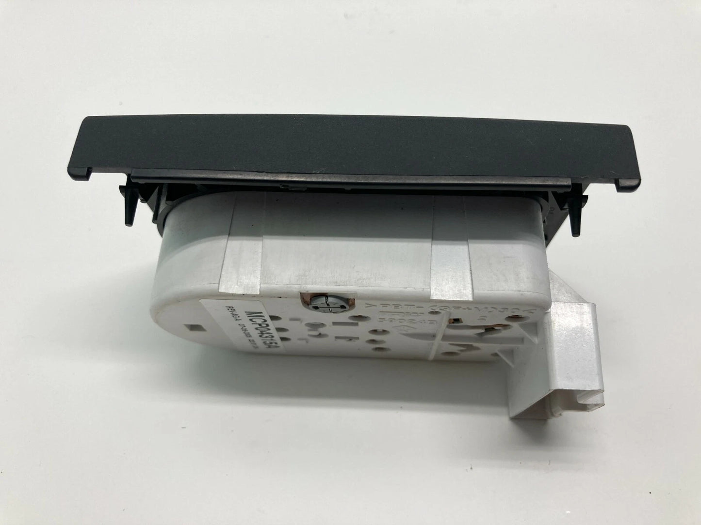 2004-2009 DODGE DURANGO REAR AC CLIMATE CONTROL TEMPERATURE SWITCH MCP04315A