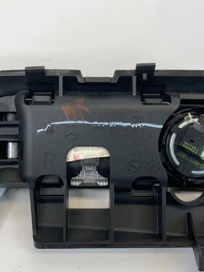 2006 2007 MERCEDES-BENZ ML500 REAR RIGHT SIDE INTERIOR DOOR HANDLE W/ TWEETER