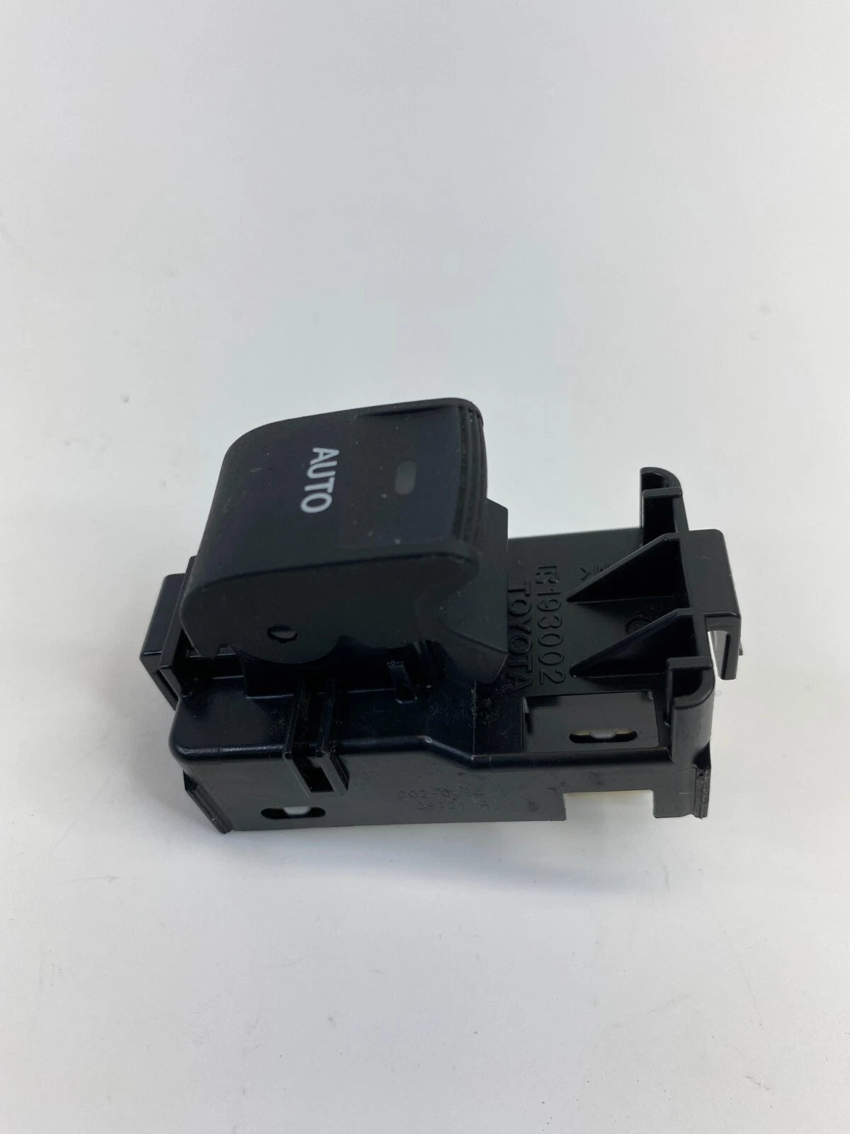 2009-2011 TOYOTA CAMRY REAR LEFT SIDE DOOR POWER WINDOW CONTROL SWITCH OEM