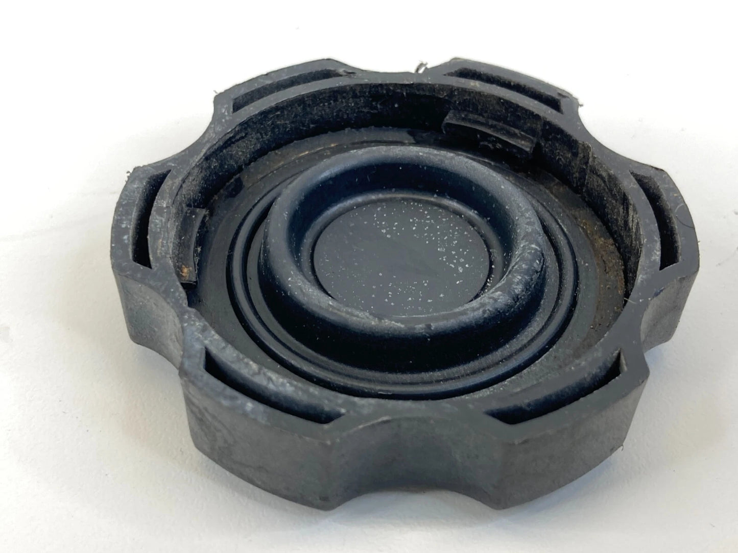 2014-2016 KIA OPTIMA 2.4L BRAKE MASTER CYLINDER FLUID TANK RESERVOIR CAP COVER