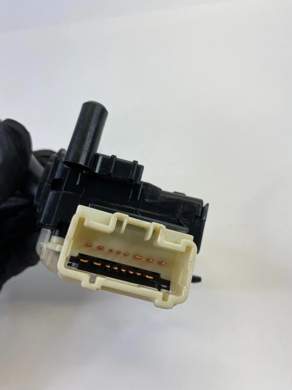 2000-2005 TOYOTA CELICA TURN SIGNAL SWITCH LEVER COLUMN MOUNT OEM FACTORY 173650