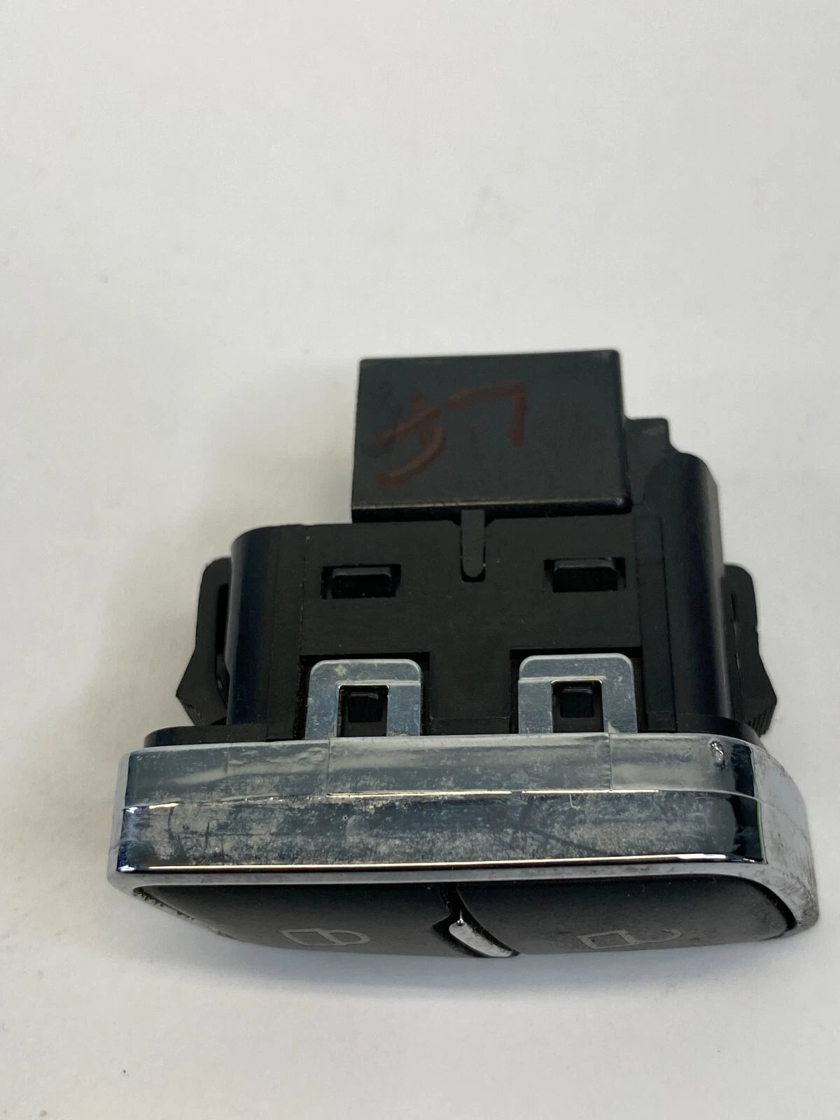2013-2016 FORD ESCAPE FRONT LEFT DOOR LOCK CONTROL SWITCH BUTTON BB5T-14017-DCW