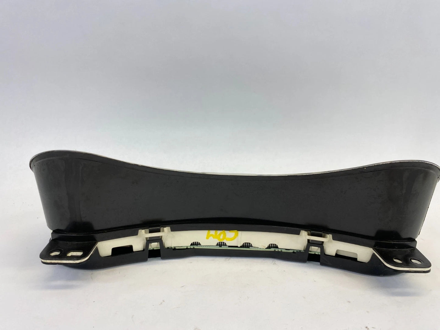 2002-2004 GMC ENVOY INSTRUMENT CLUSTER SPEEDOMETER GAUGES 32K MILES 15115883