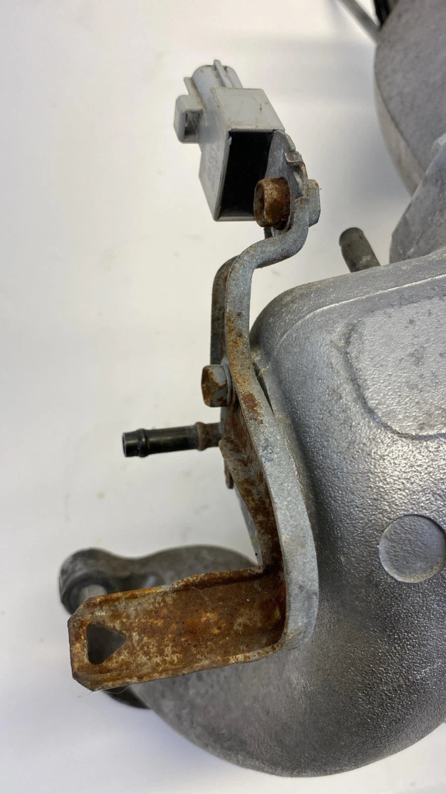 98 99 00 01 02 03 04 05 LEXUS GS300 3.0L V6 UPPER INTAKE MANIFOLD ASSEMBLY OEM