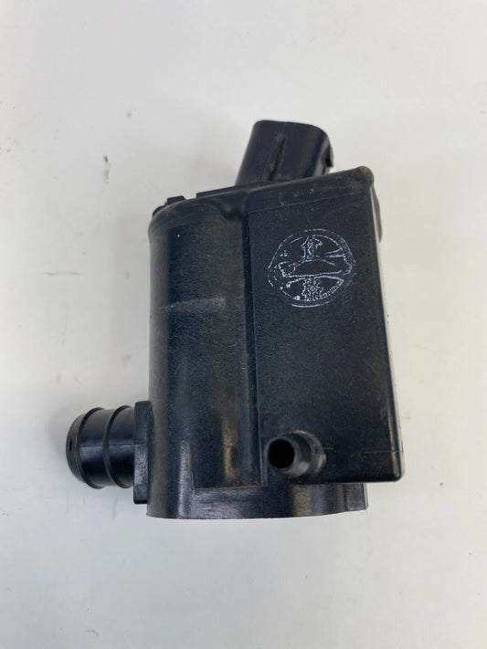 2006-2011 HYUNDAI ACCENT WINDSHIELD WIPER WASHER FLUID PUMP 98510-2J000 OEM