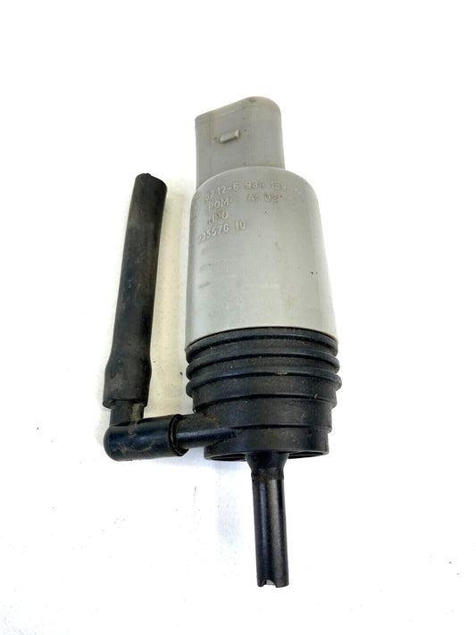 2004-2010 BMW X3 FRONT WINDSHIELD WASHER WASH PUMP 67126934159