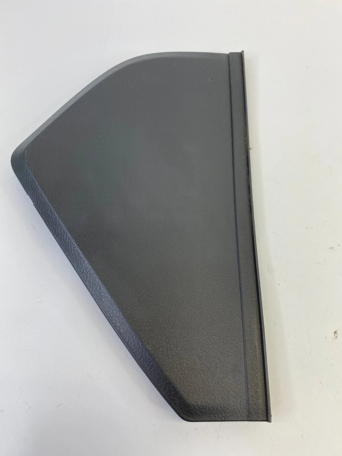 2009-2011 CHEVROLET AVEO DASH RIGHT SIDE END CAP COVER BEZEL TRIM 96655189 OEM