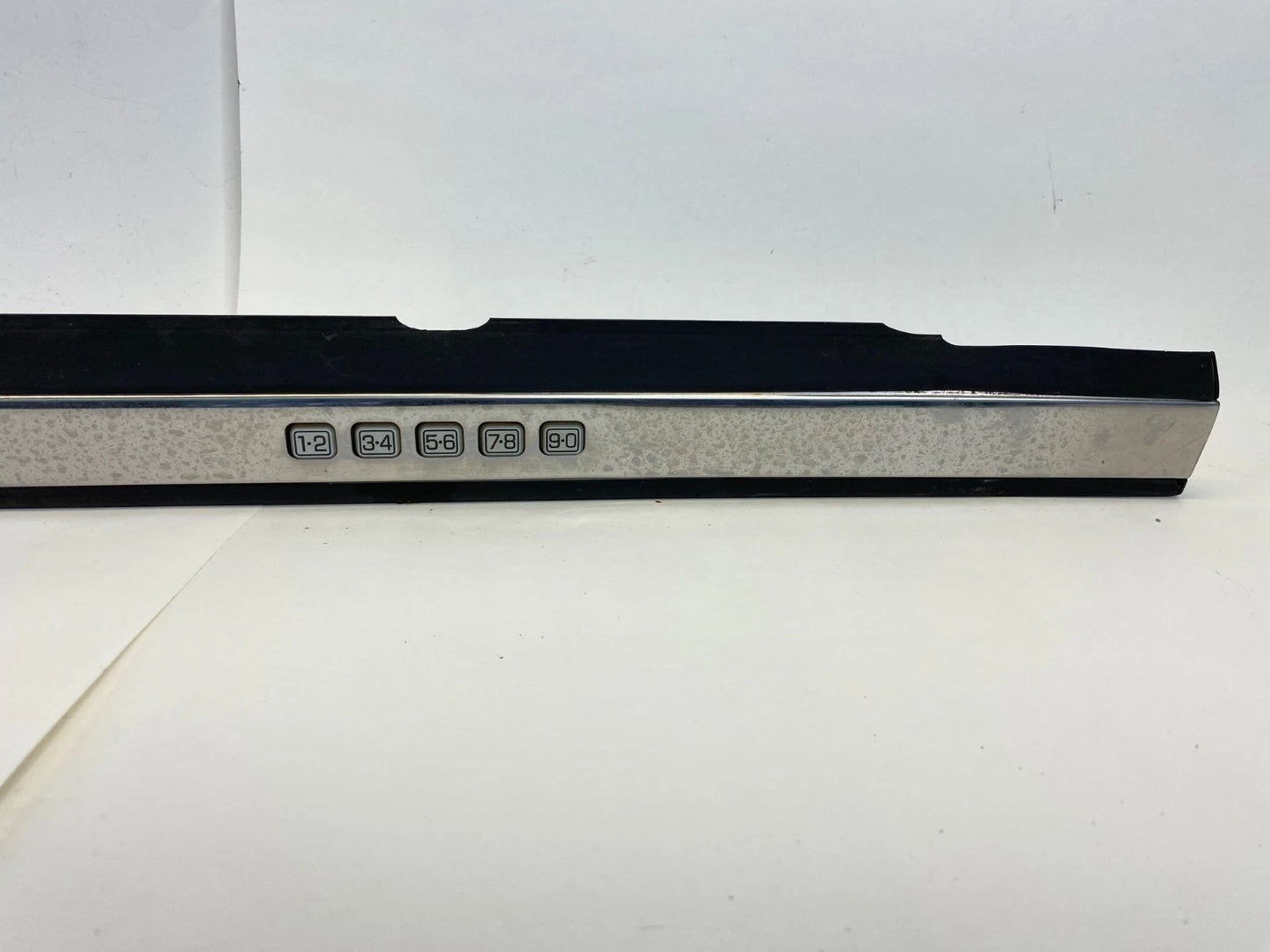 2003 2004 2005 2006 LINCOLN NAVIGATOR FRONT LEFT DOOR WINDOW TRIM KEY PAD OEM