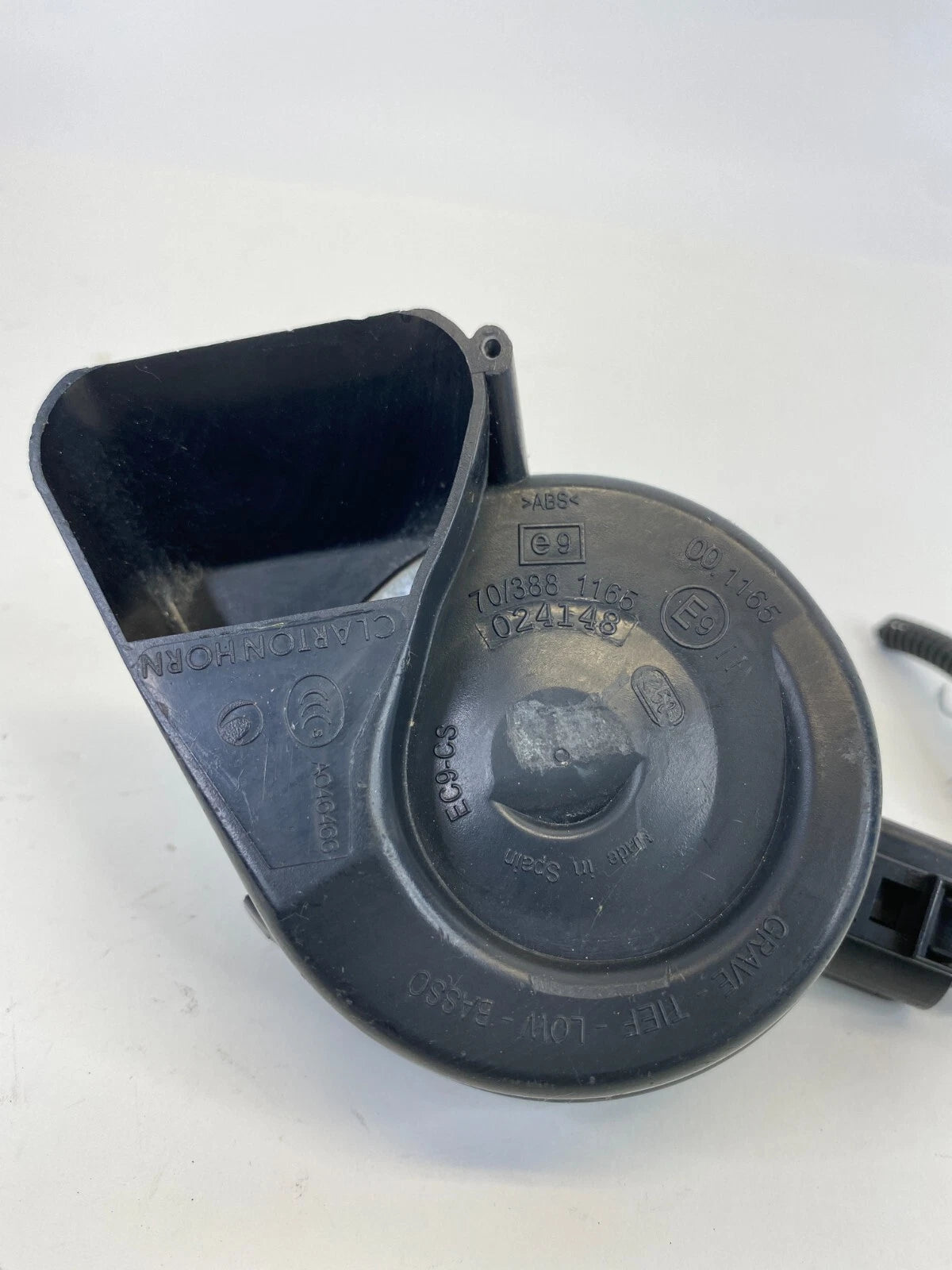 09 10 11 12 13 14 15 16 AUDI A4 A4 QUATTRO LOW NOTE HORN SIREN ALARM ASSEMBLY