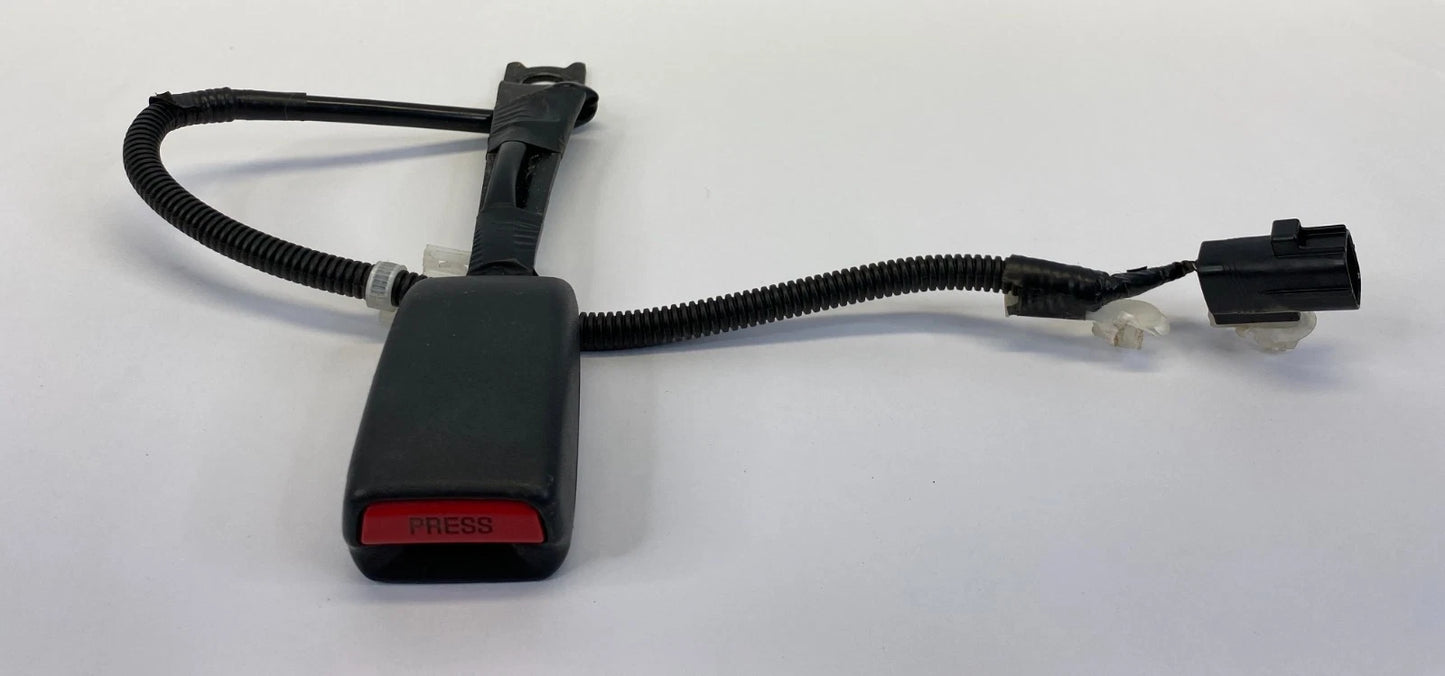 2006-2011 TOYOTA YARIS HATCHBACK FRONT RIGHT PASSENGER SEAT BELT BUCKLE