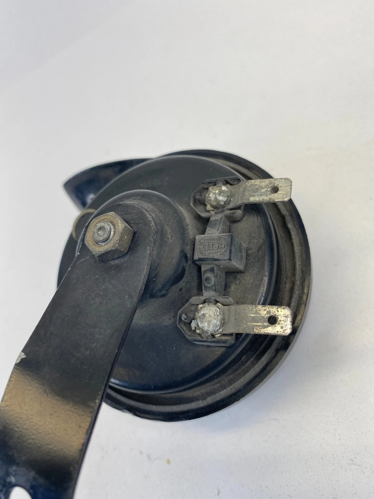 1999-2003 MERCEDES-BENZ CLK430 HORN ALARM SIGNAL NOTE HORN A28657625 OEM
