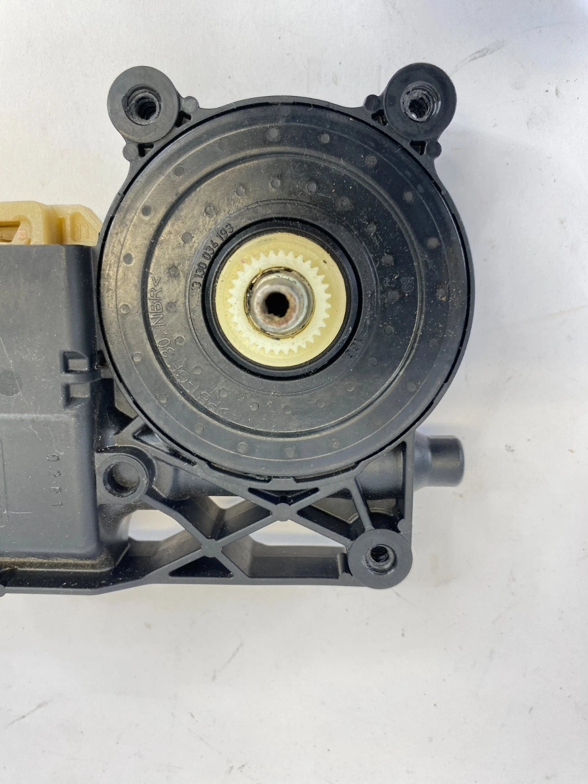 2013-2020 FORD FUSION MKZ FRONT RIGHT SIDE POWER WINDOW MOTOR OEM 0130822831