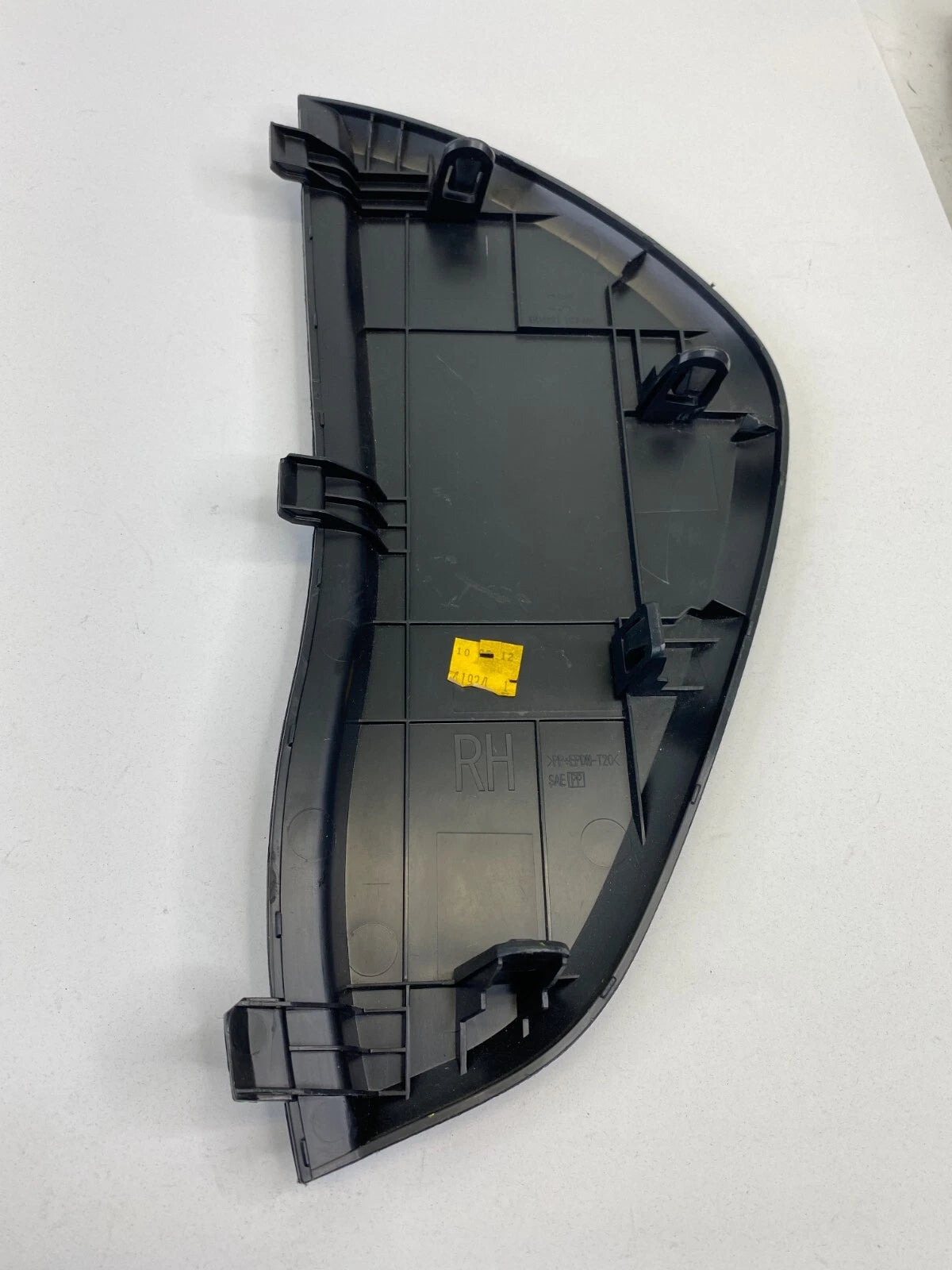 13-19 NISSAN SENTRA DASH RIGHT PASSENGER SIDE END CAP COVER TRIM 68498-3SG0A OEM
