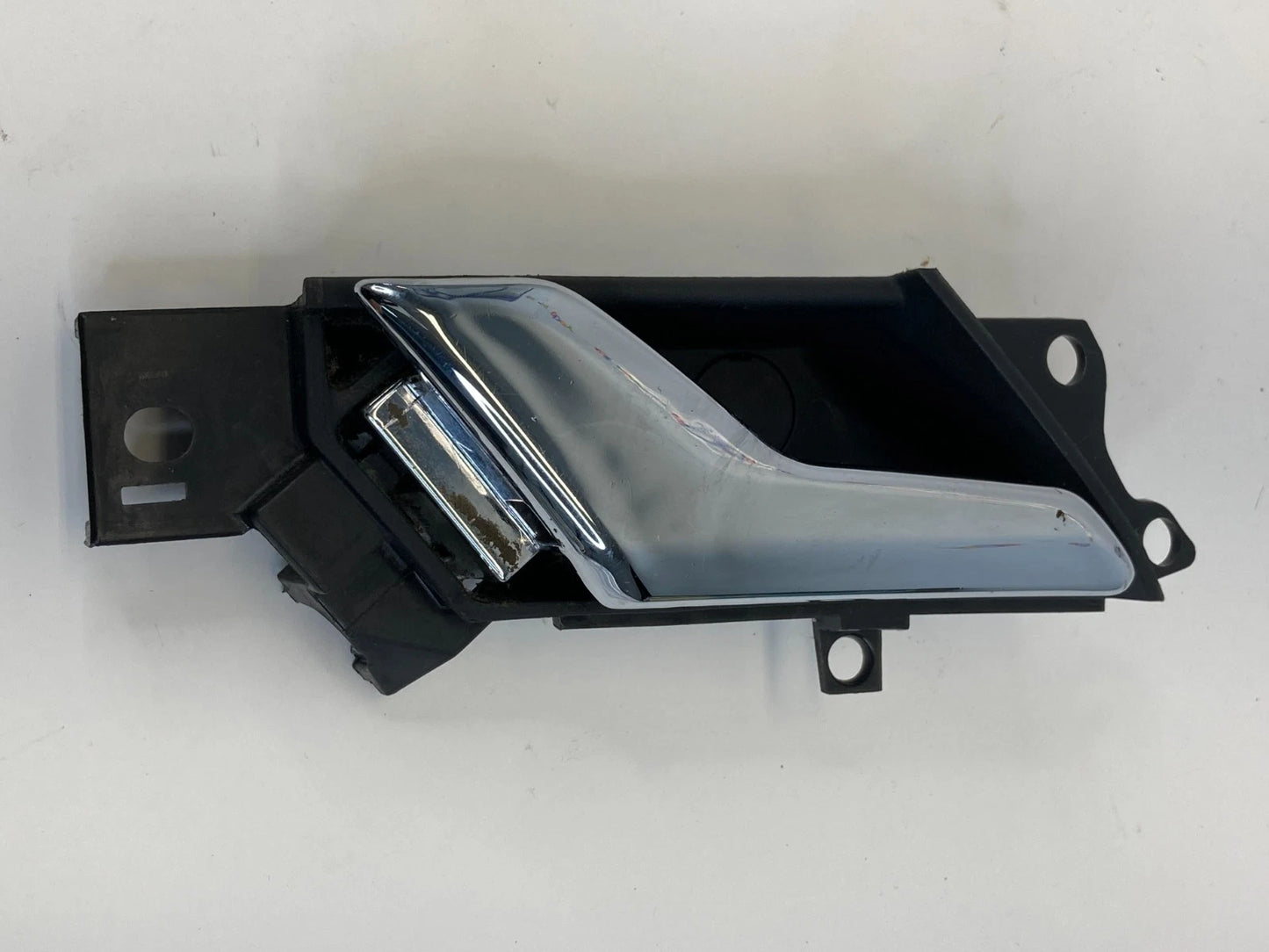 2012-2015 CHEVROLET CAPTIVA SPORT FRONT LEFT SIDE INTERIOR DOOR HANDLE 96660863