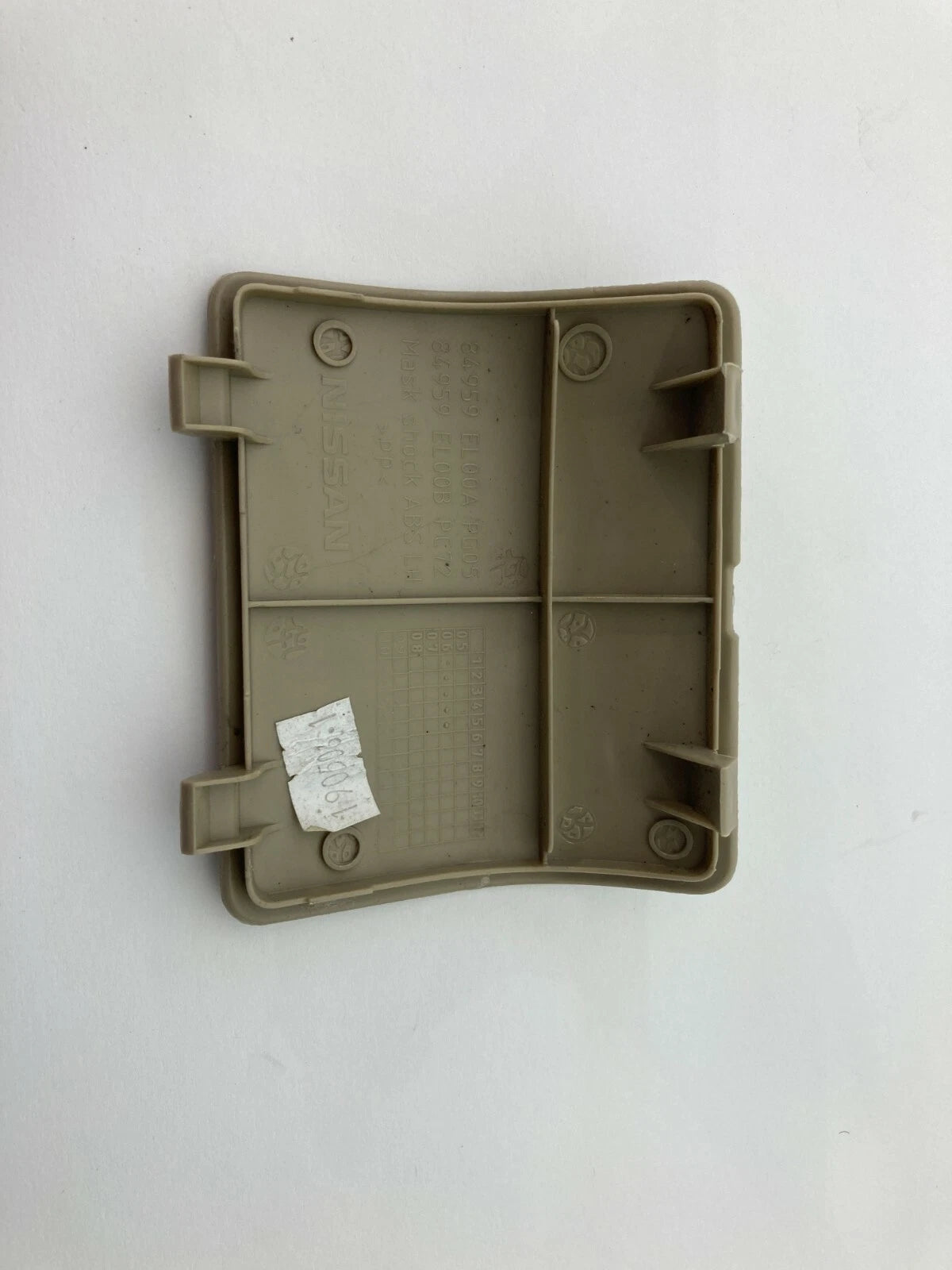 2007-2012 NISSAN VERSA INTERIOR REAR LEFT ACCESS PANEL LID COVER TRIM 84959-EL00