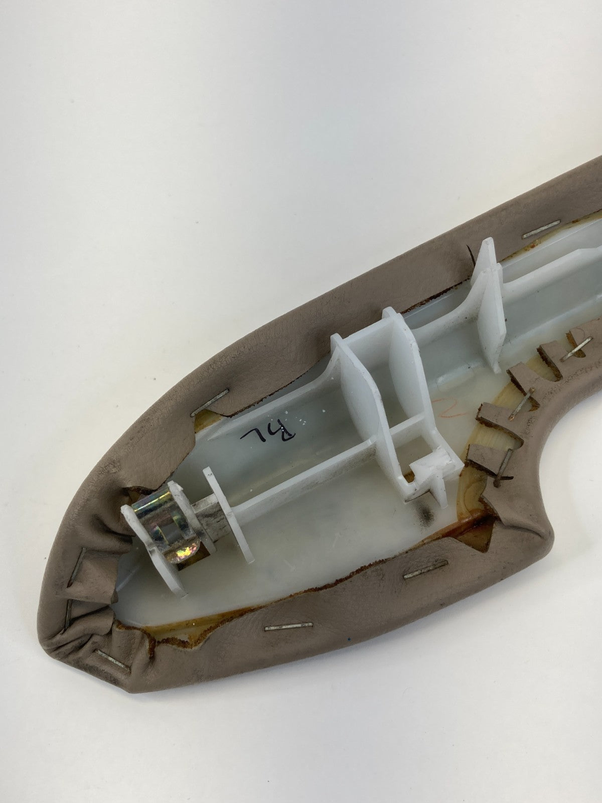 1996 1997 1998 Toyota 4Runner Rear Left Back Side Door Armrest Pull Handle OEM