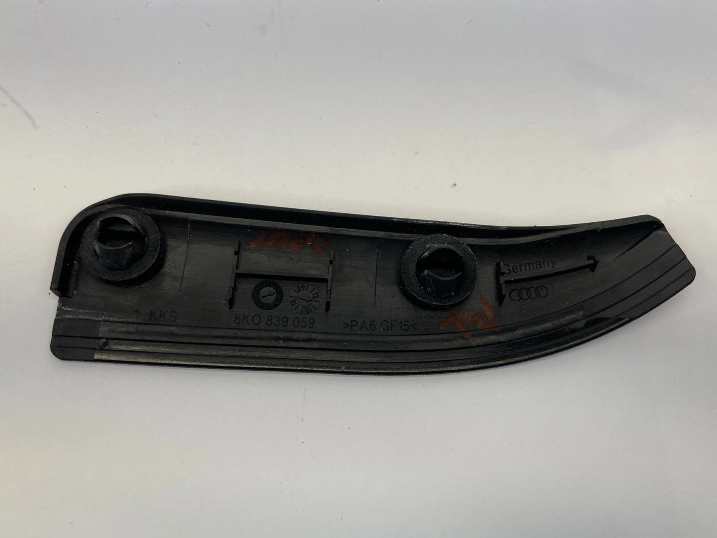 2009-2016 AUDI A4 REAR LEFT SIDE DOOR BRACKET END SEAL ASSY 8K0-839-059 OEM