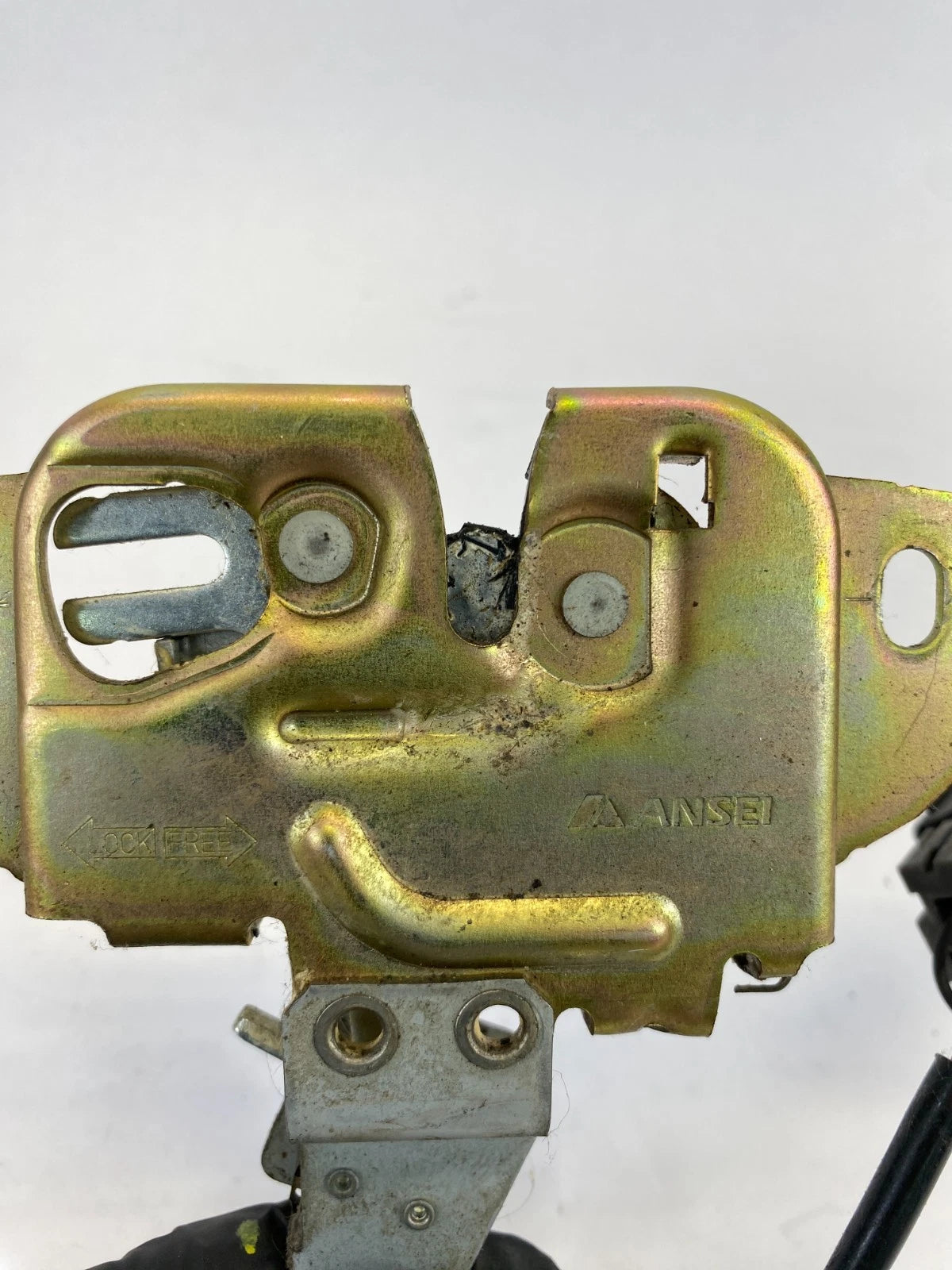 2000-2005 MITSUBISHI ECLIPSE CONVERTIBLE REAR TRUNK LOCK LATCH ACTUATOR RELEASE