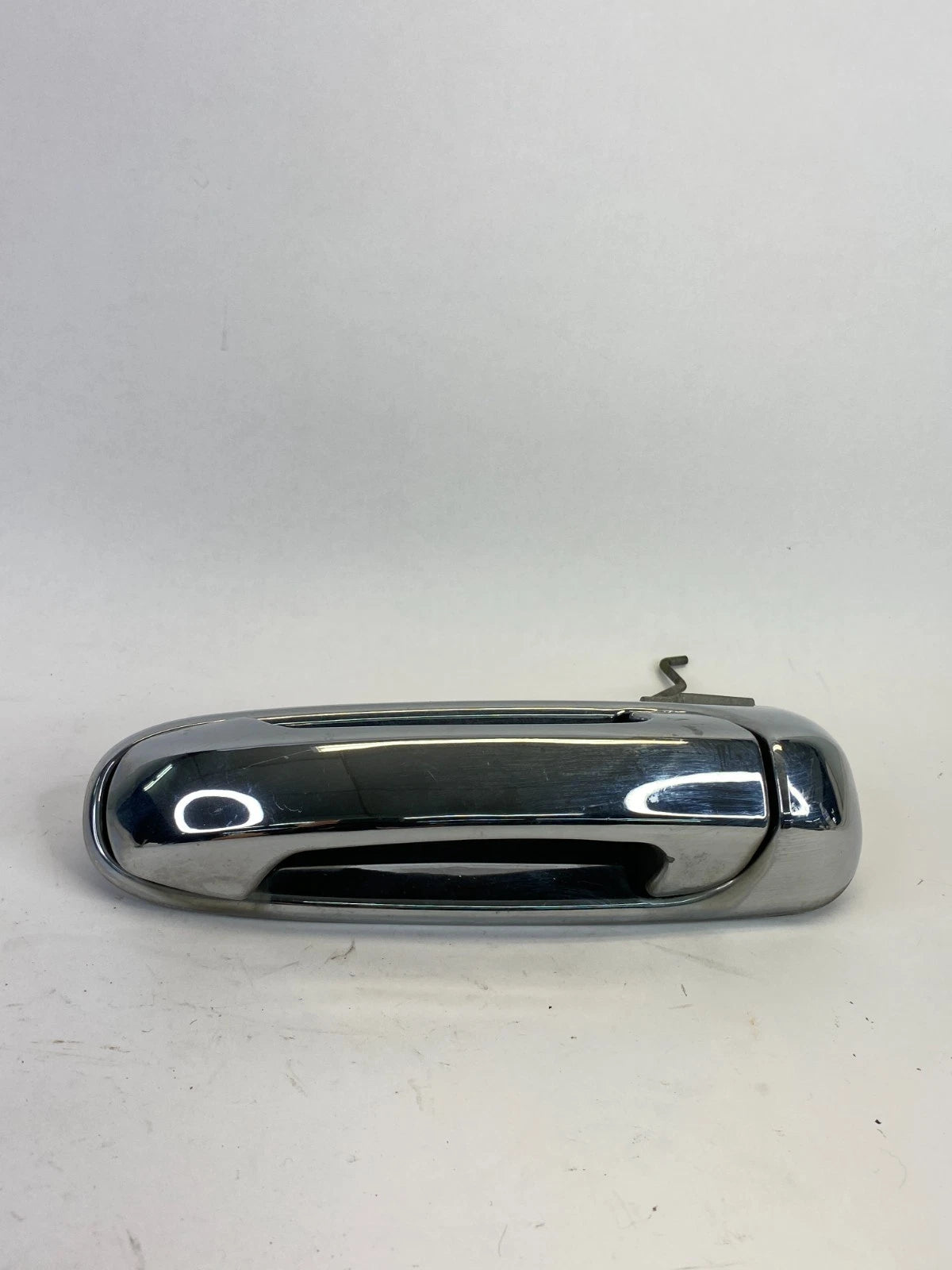 2002-2007 JEEP LIBERTY REAR LEFT BACK SIDE EXTERIOR DOOR HANDLE 55360335AF OEM