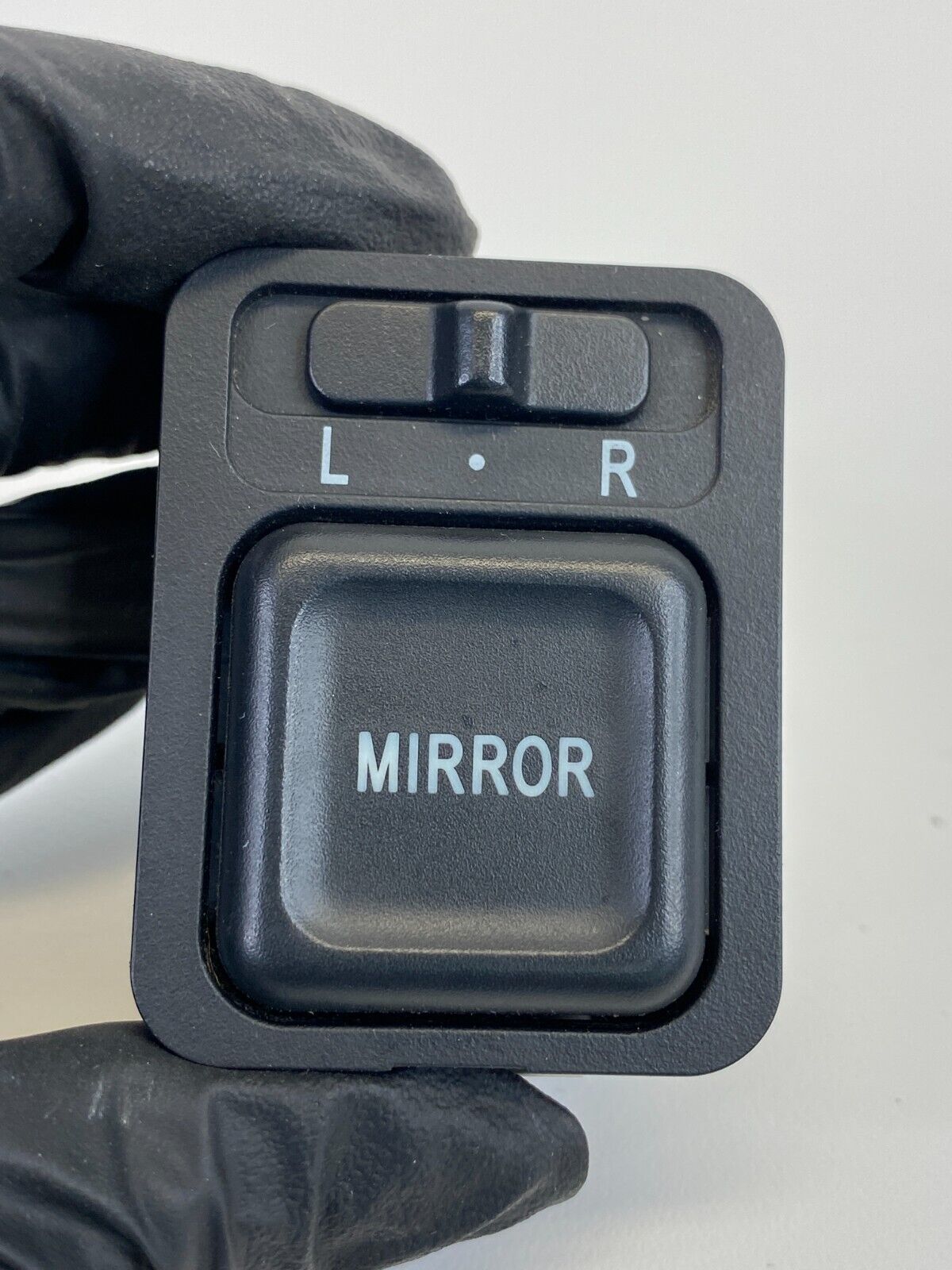 2001-2005 Honda Civic Coupe Front Dash Power Door Mirror Control Switch Button