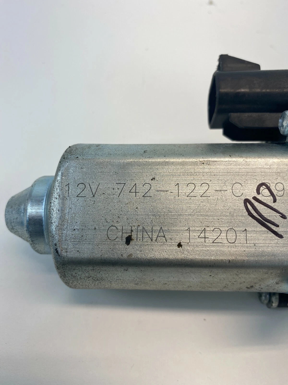 2002-2006 GMC Envoy XL 02-09 Envoy Rear Right Side Door Power Window Motor OEM