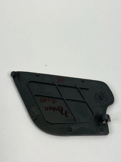 04-08 ACURA TL REAR LEFT SIDE DOOR INTERIOR HANDLE SCREW COVER CAP P36-25302 OEM