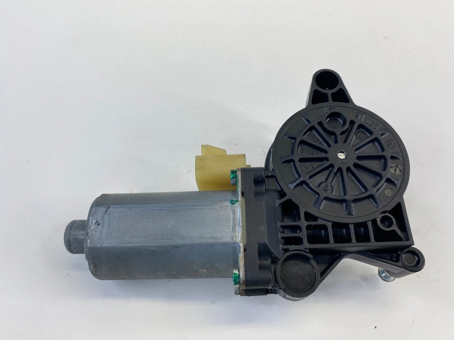 2002-2009 CHEVROLET TRAILBLAZER REAR LEFT SIDE DOOR POWER WINDOW MOTOR ASSEMBLY