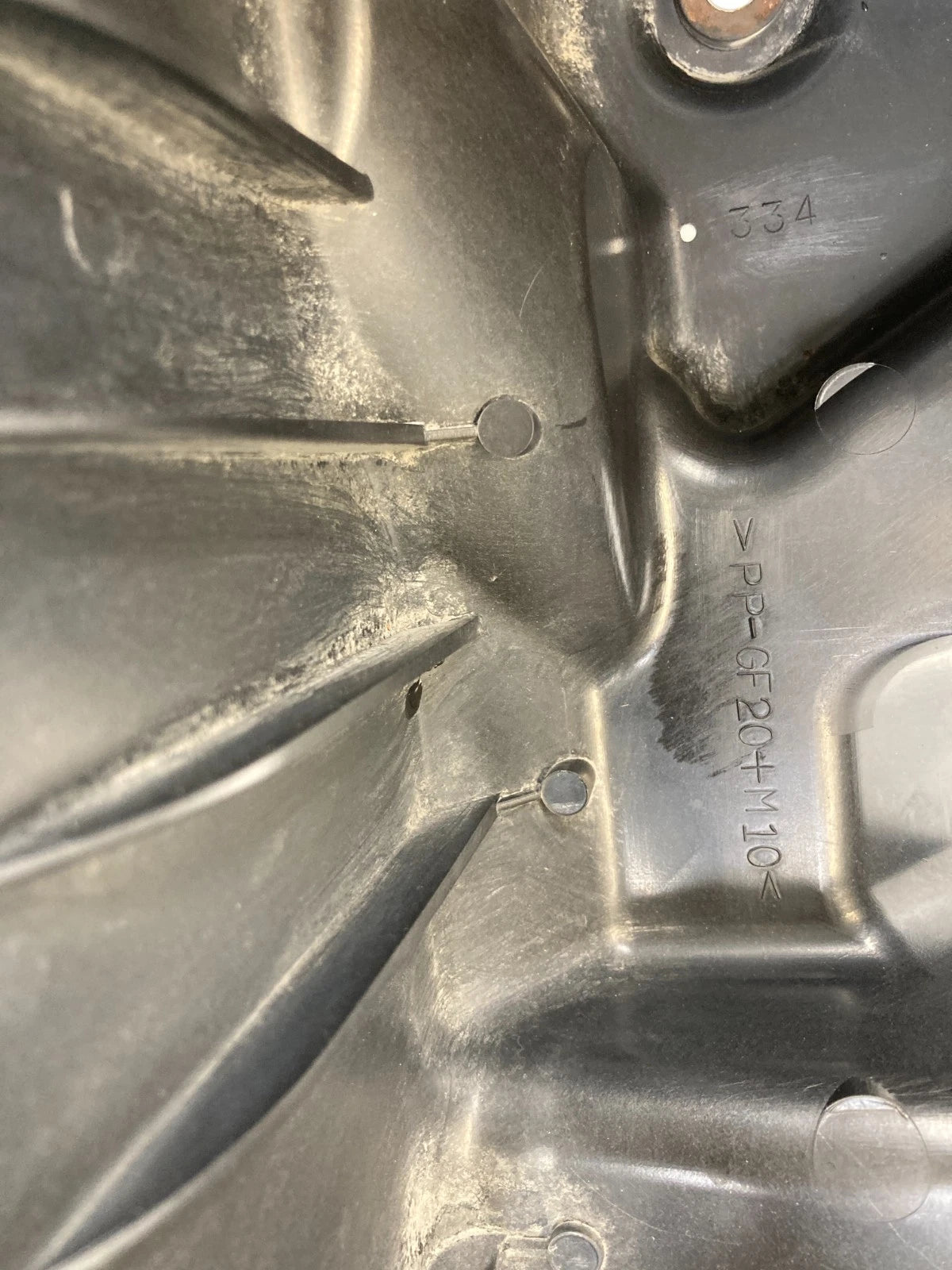 08-10 TOYOTA HIGHLANDER 3.5L V6 AIR INTAKE CLEANER FILTER BOX LOWER COVER OEM