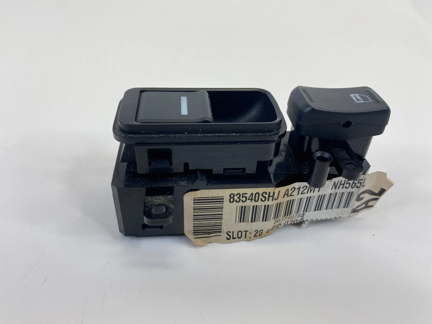 2005-2008 HONDA ODYSSEY FRONT RIGHT DOOR WINDOW CONTROL SWITCH 83540-SHJ-A212