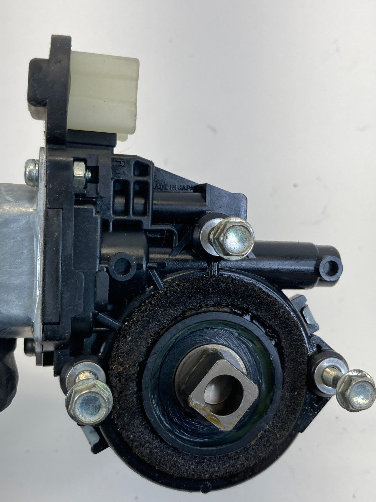 2006-2010 Infiniti M35 Front Right Door Power Window Motor 80730-EG000 OEM