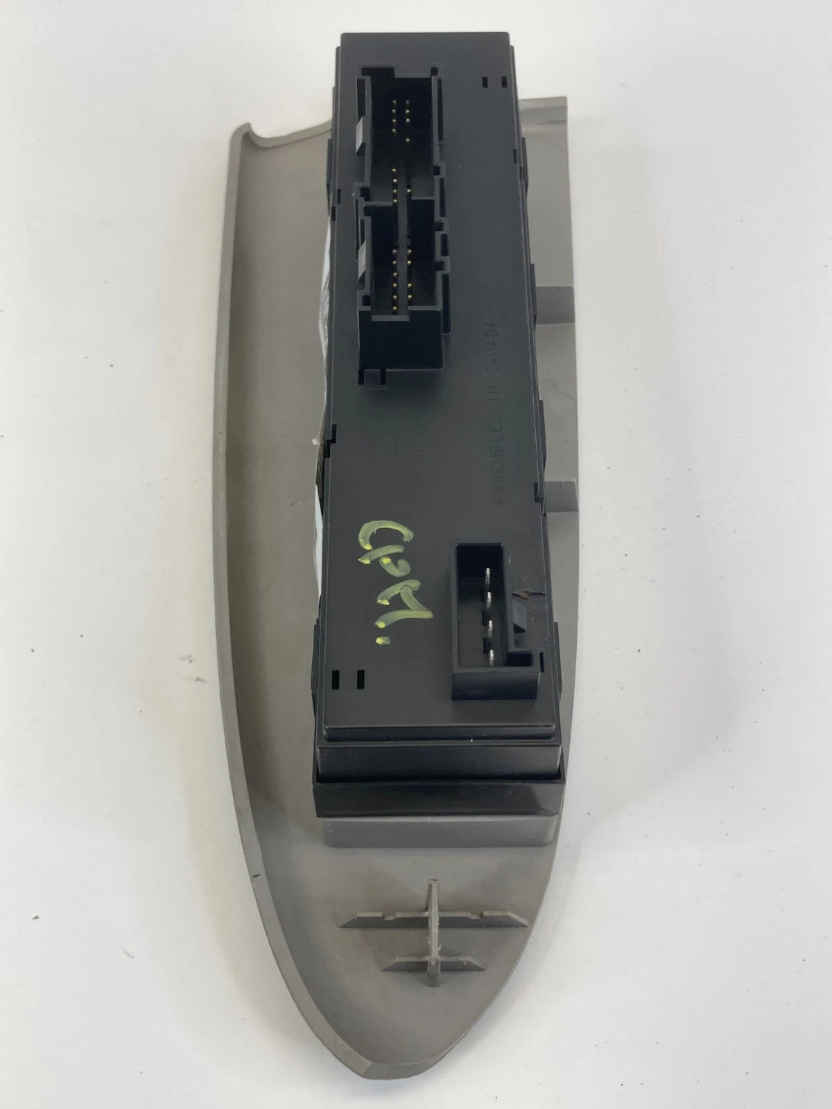2006-2009 CHEVROLET TRAILBLAZER FRONT RH PASSENGER SIDE POWER WINDOW SWITCH OEM